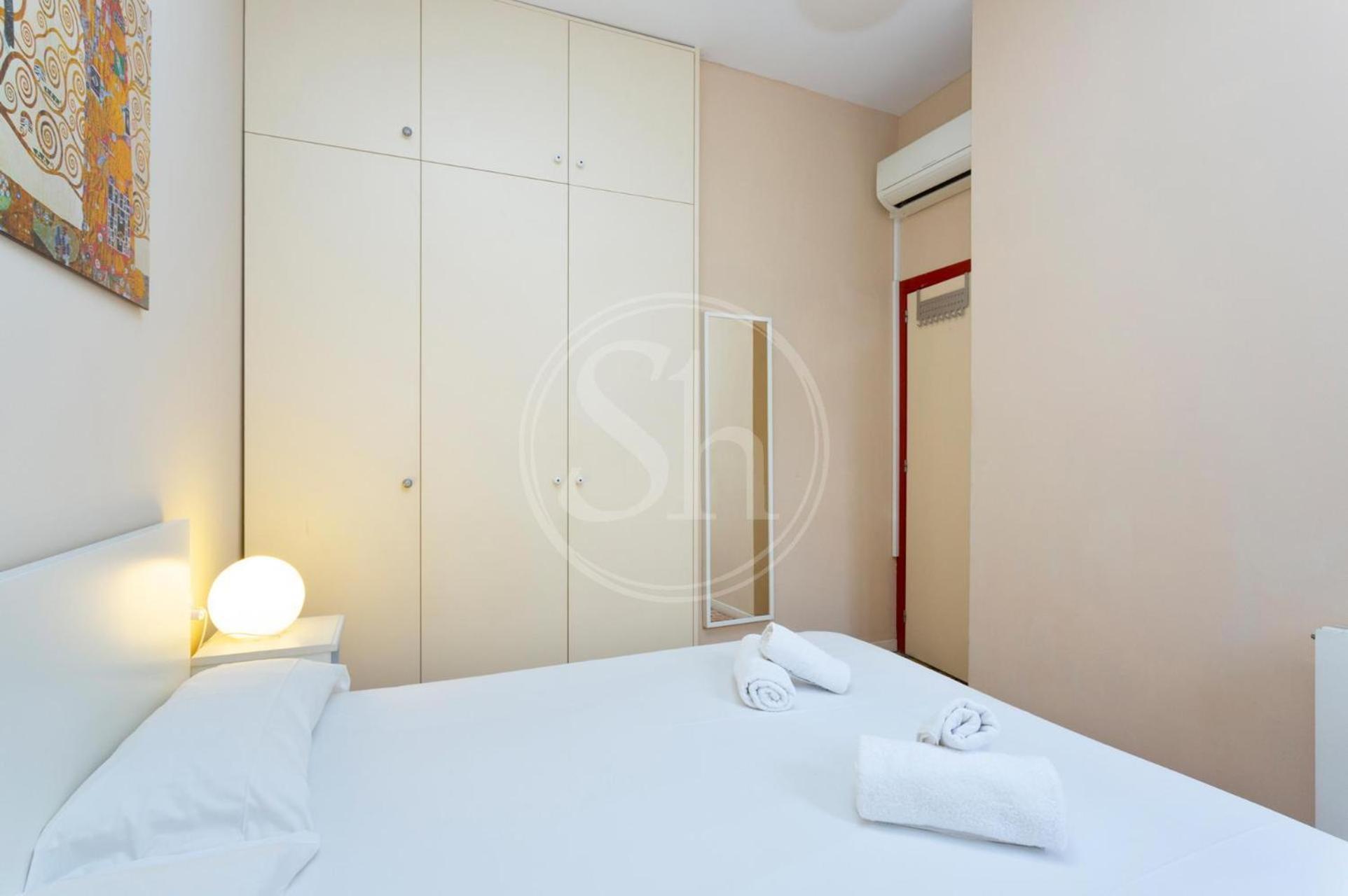 Apartamento Con Terraza En Poble Sec برشلونة المظهر الخارجي الصورة